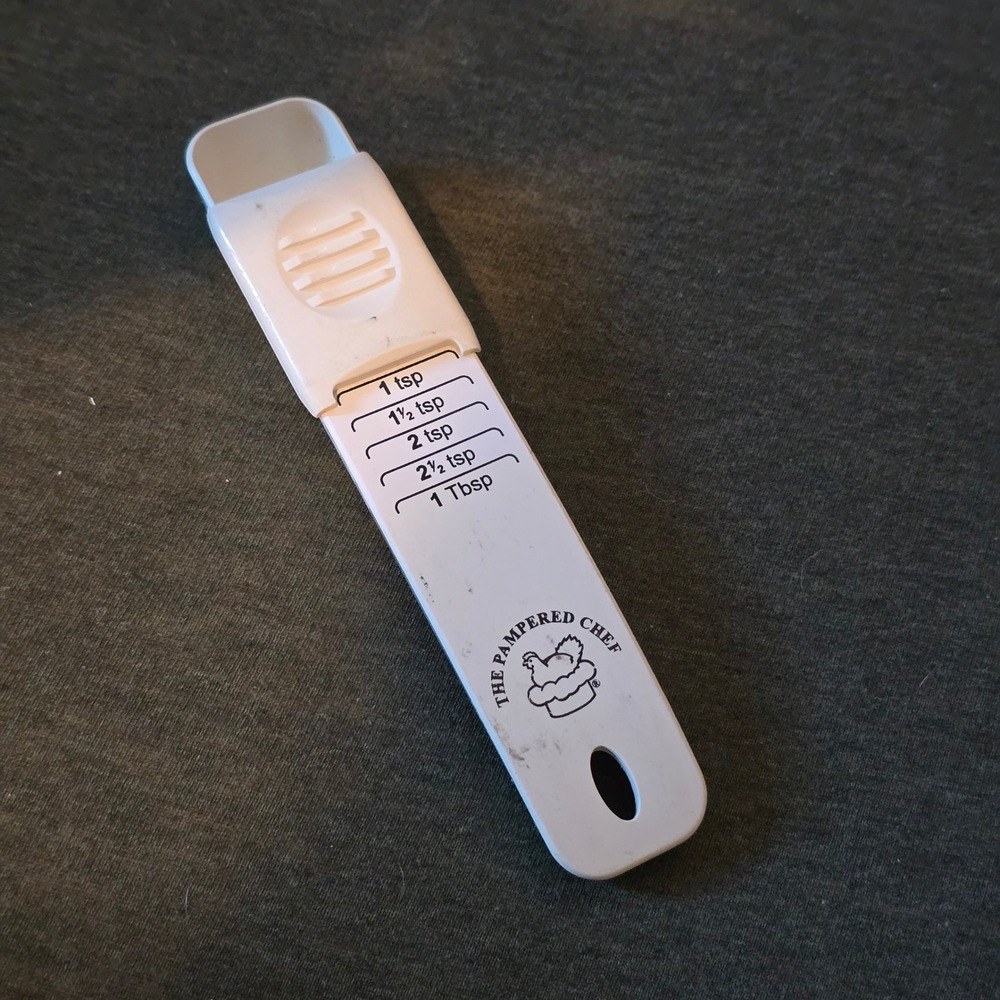 Pampered Chef Measuring Spoon OS Adjustable Kitchen White Sliding Multi-Measure